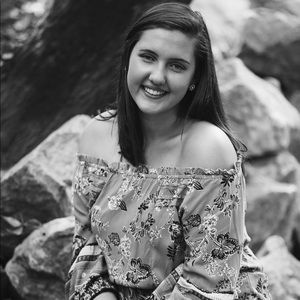 Meet your Posher, Jessica